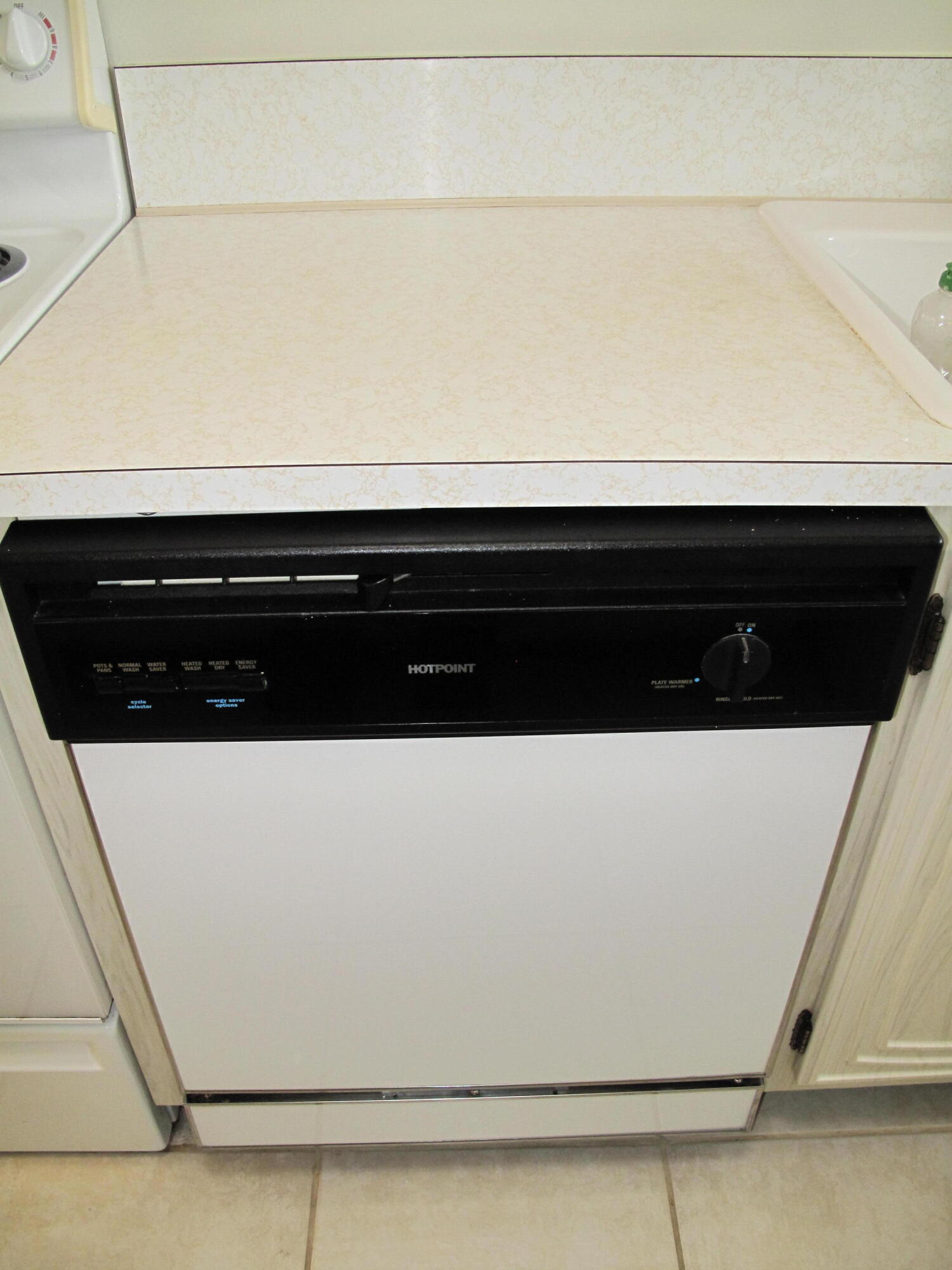 277 West High Point Court, Unit D Delray Beach, FL 33445 - Photo 15 of 47 Dishwasher