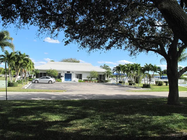 $1,690 | 277 West High Point Court, Unit D, Delray Beach, FL 33445