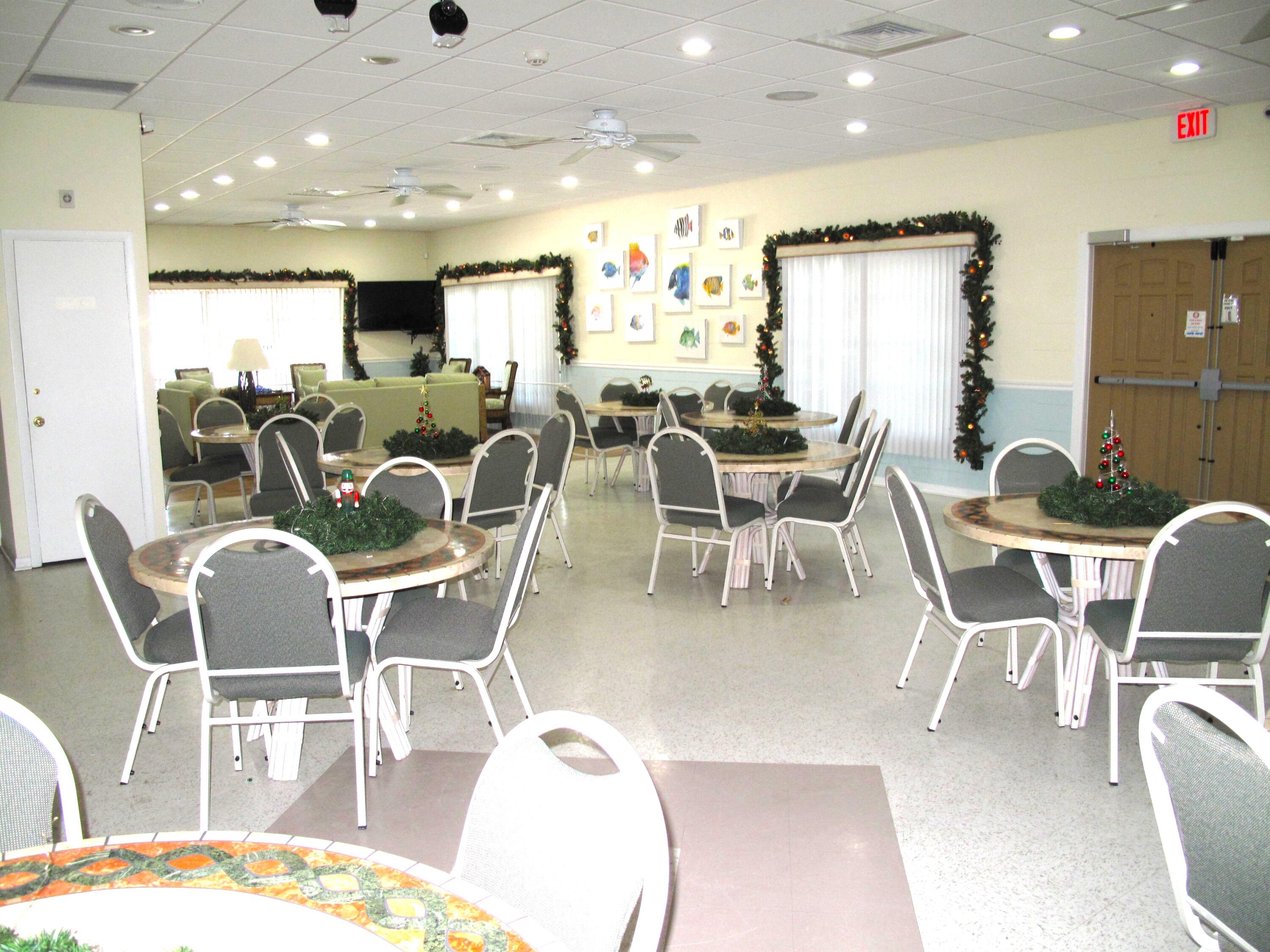 277 West High Point Court, Unit D Delray Beach, FL 33445 - Photo 38 of 47 Clubhouse (10)