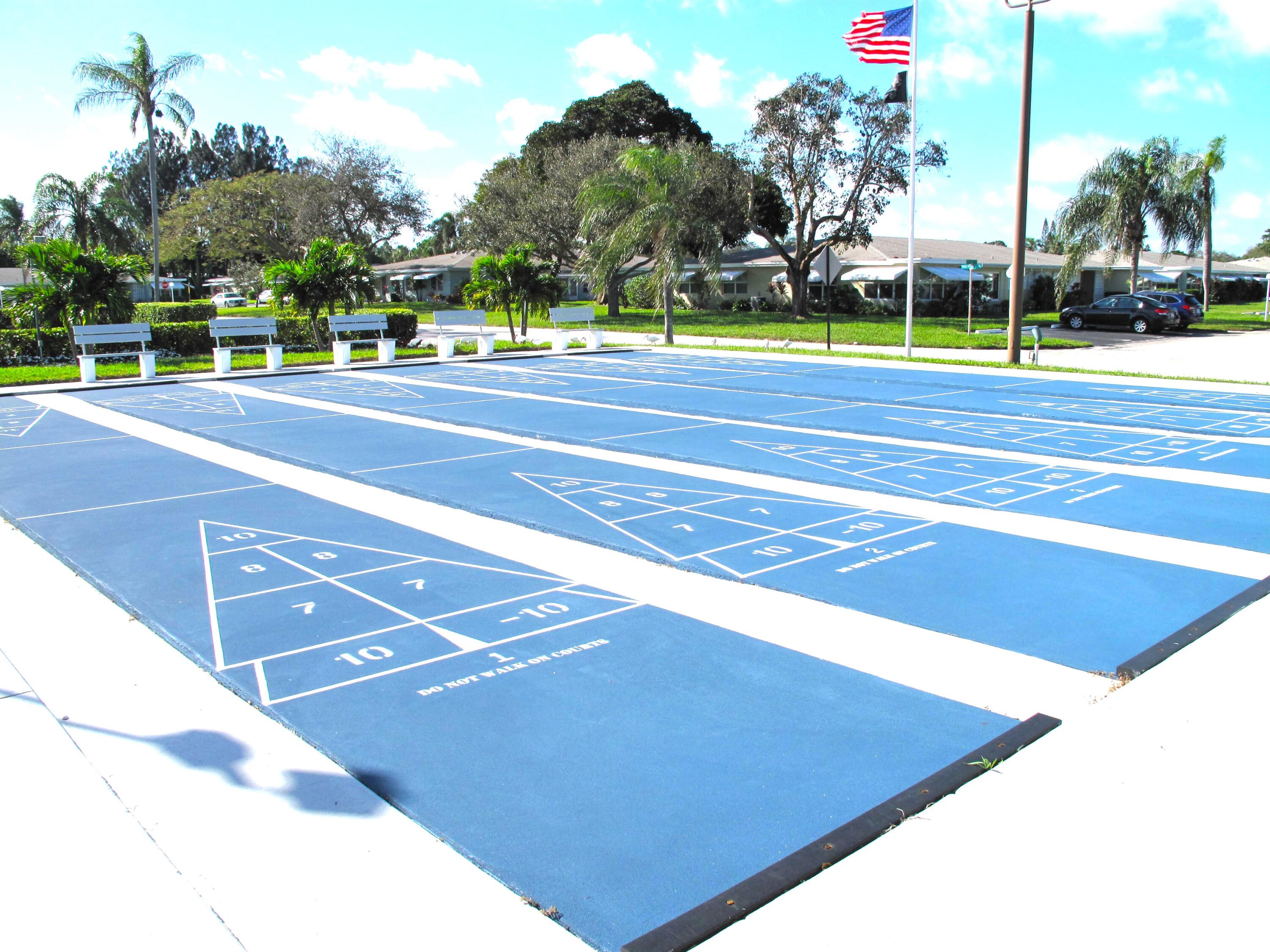277 West High Point Court, Unit D Delray Beach, FL 33445 - Photo 43 of 47 Shuffleboard courts