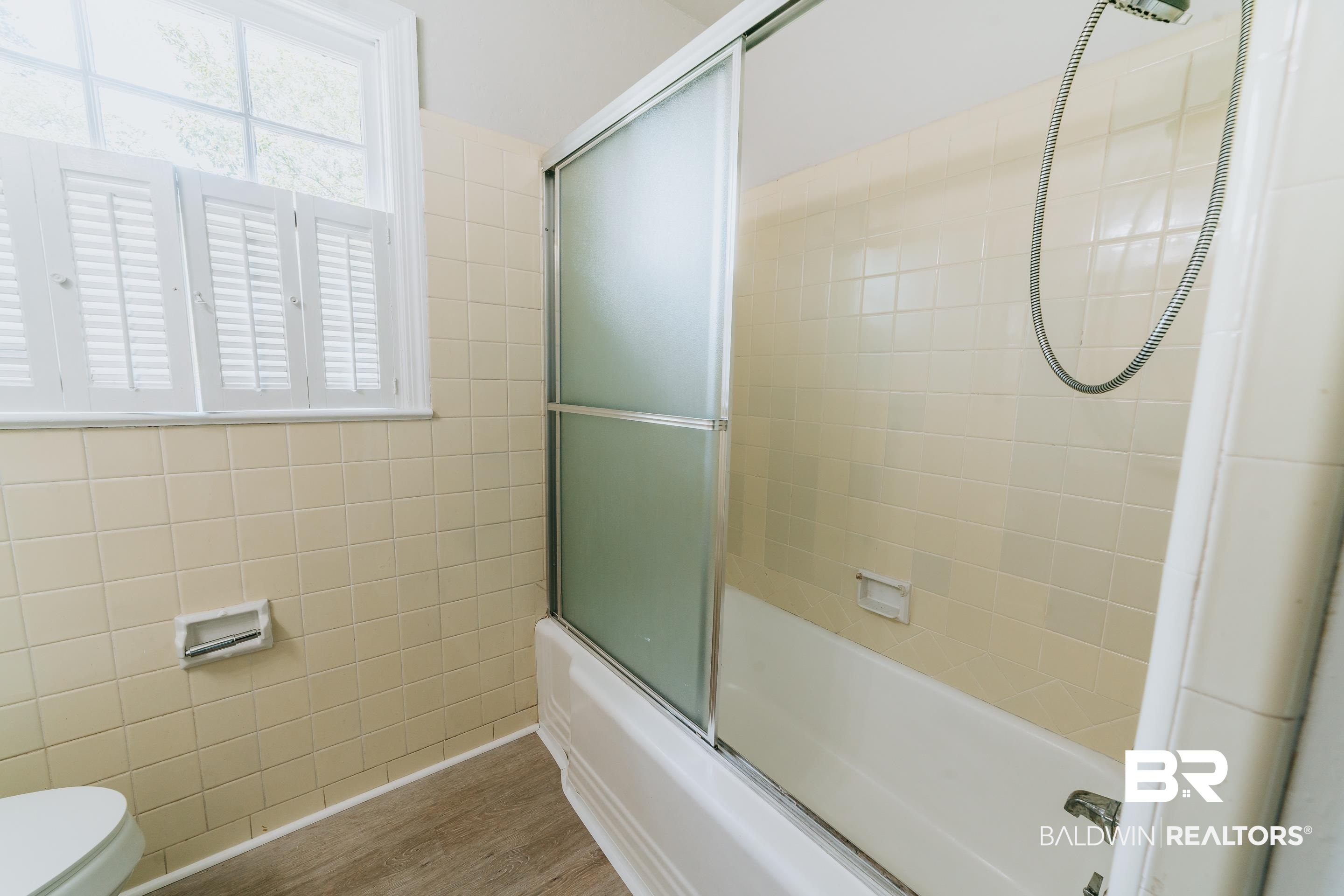 2563 Courtney Street Mobile, AL 36606 - Photo 27 of 44