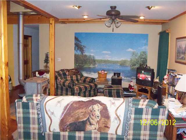 8426 Bell Station Road Circleville, OH 43113 - Photo 9 of 12 Gallery Image 9