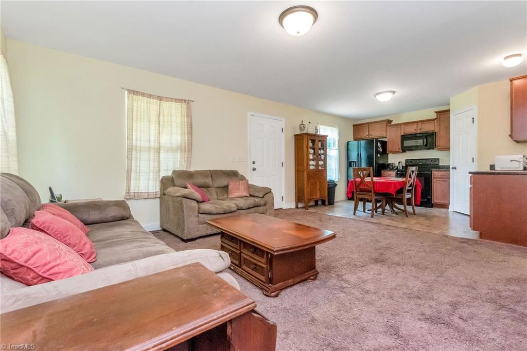 311 Tidline Road Traphill, NC 28685 - Photo 7 of 31 Gallery Image 7