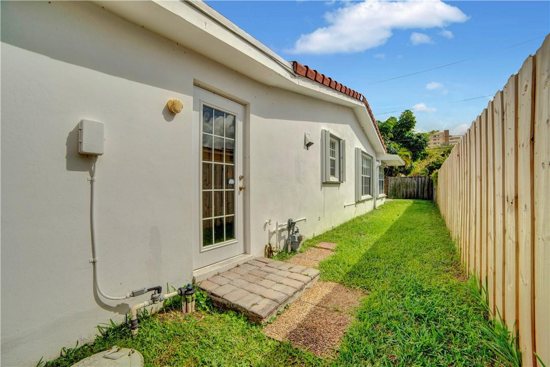 3406 Barton Road Pompano Beach, FL 33062 - Photo 36 of 43 Photo 37