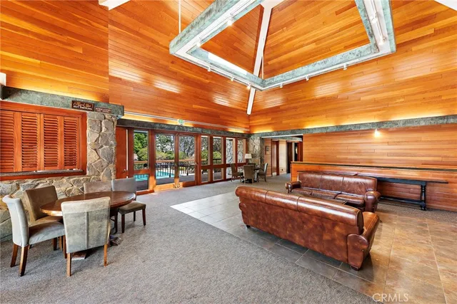 $4,625,000 | 10192 St Cloud Lane, North Tustin, CA 92705