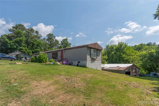 $325,000 | 492-518 Scruggs Circle, Canton, NC 28716