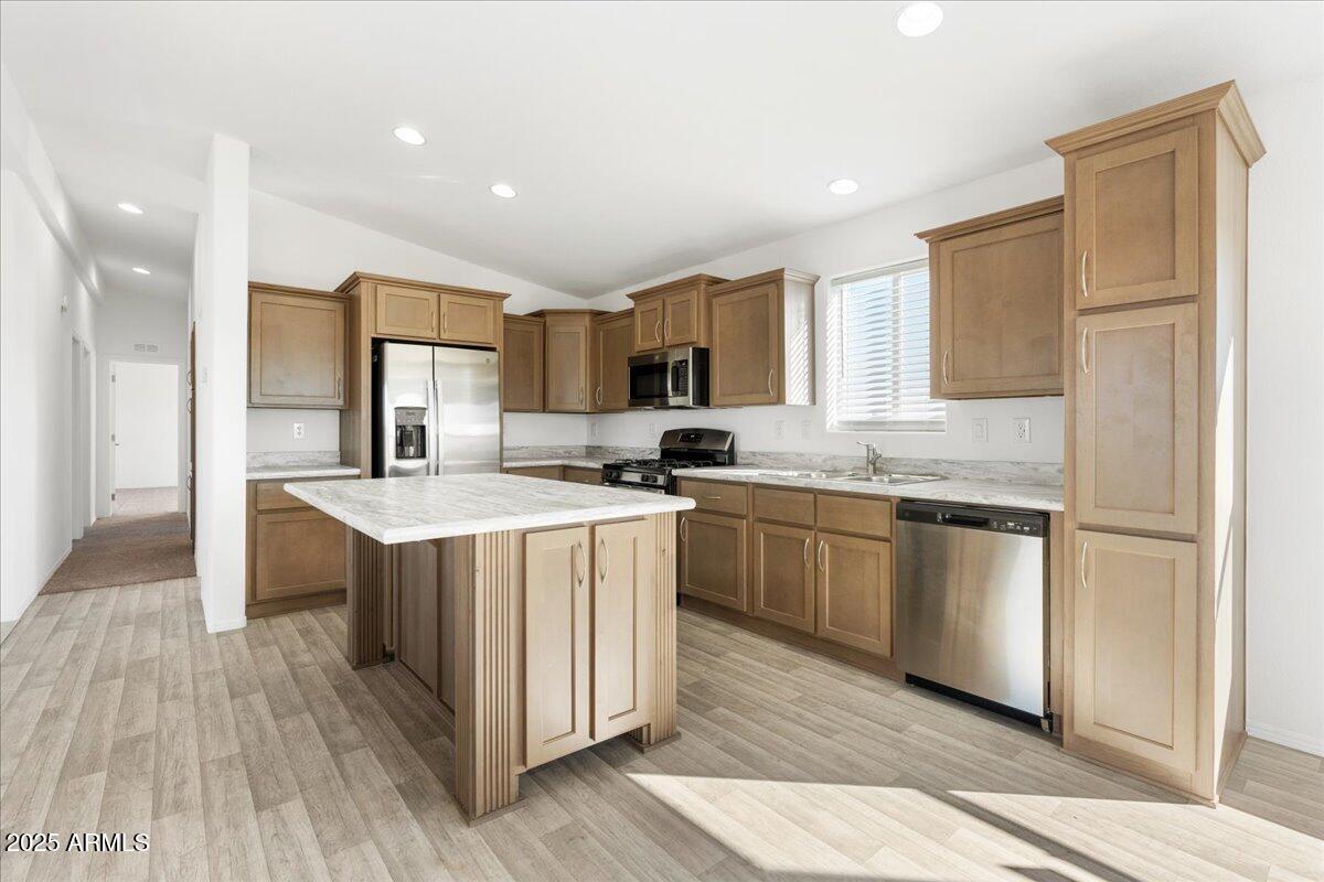 24921 North Verdot Road Paulden, AZ 86334 - Photo 8 of 22 06-Kitchen