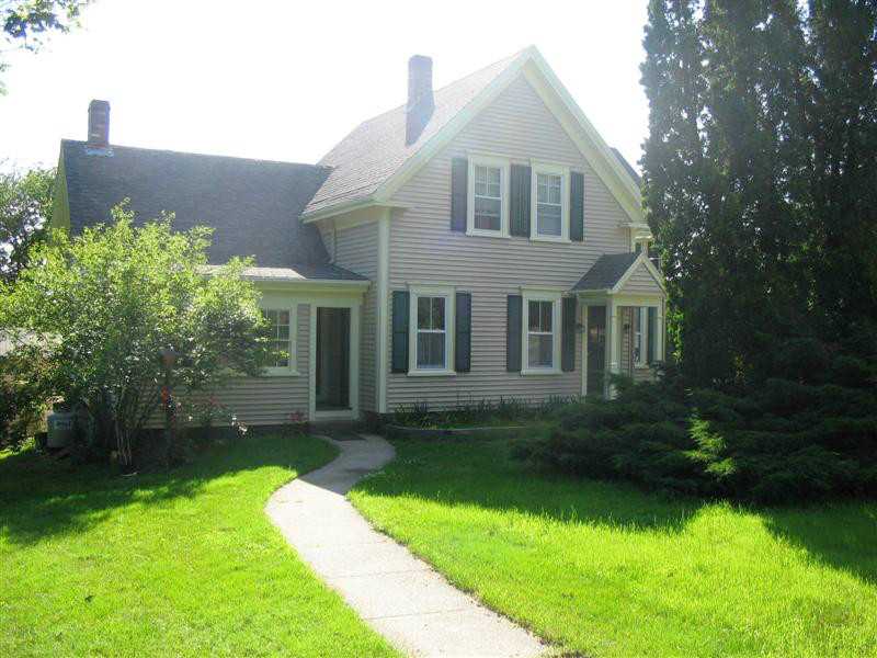 395 Highland Road Tiverton, RI 02878 - Photo 5 of 5 Exterior Front.