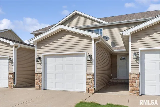 $185,000 | 5910 Austin Avenue, Davenport, IA 52804