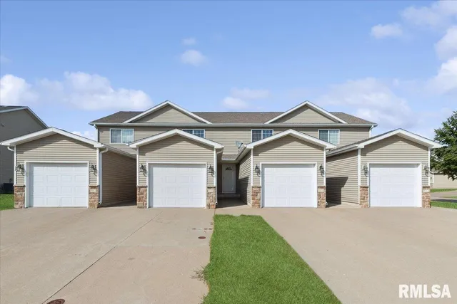 $185,000 | 5910 Austin Avenue, Davenport, IA 52804