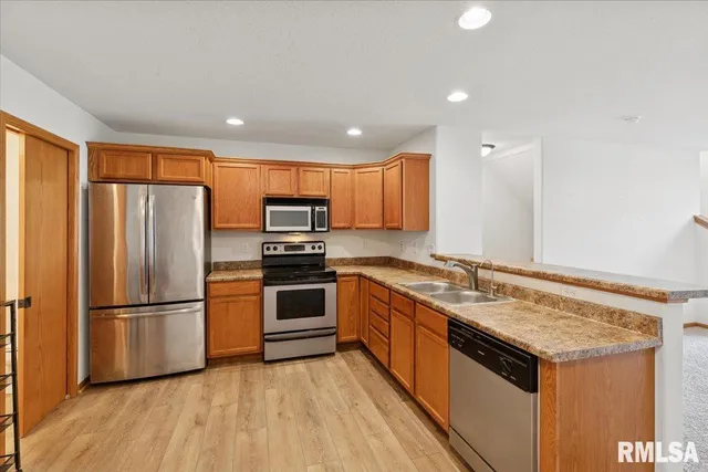 $185,000 | 5910 Austin Avenue, Davenport, IA 52804