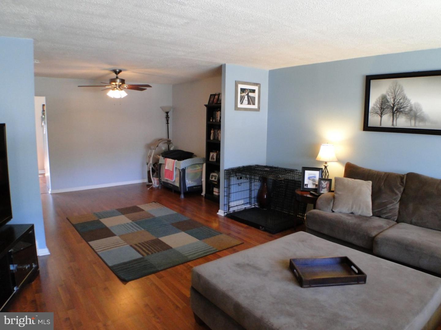 11759 Colman Road Philadelphia, PA 19154 - Photo 3 of 23 Gallery Image 3
