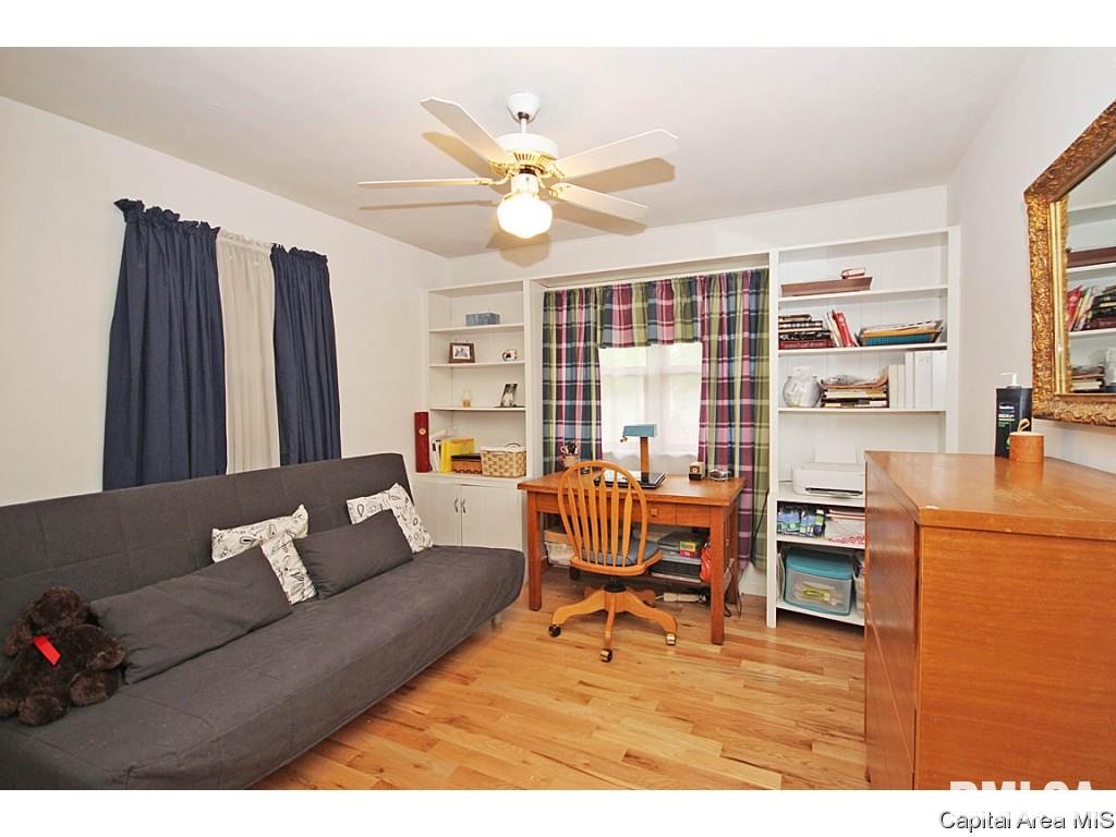 128 Nottingham Road Springfield, IL 62704 - Photo 10 of 24