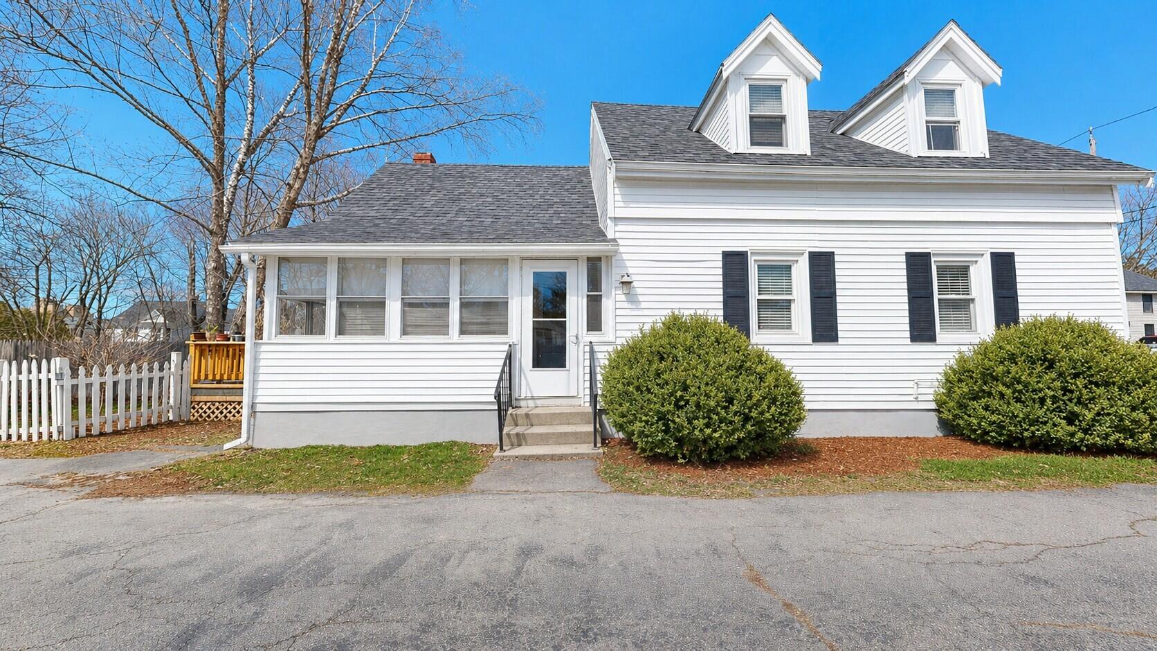 232 Grove Street Bangor, ME 04401 - Photo 2 of 32 2