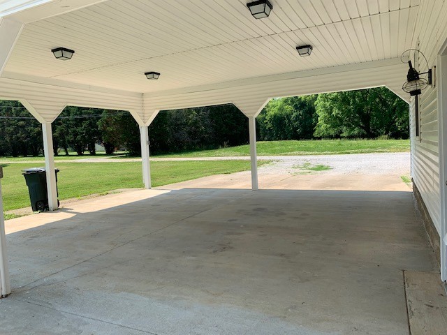 4023 Erwin Road Columbia, TN 38401 - Photo 17 of 37 Gallery Image 17
