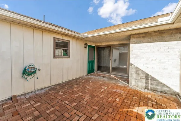 $2,450 | 2796 Springhaven Place, Unit 376, Lower Macungie Township, PA 18062