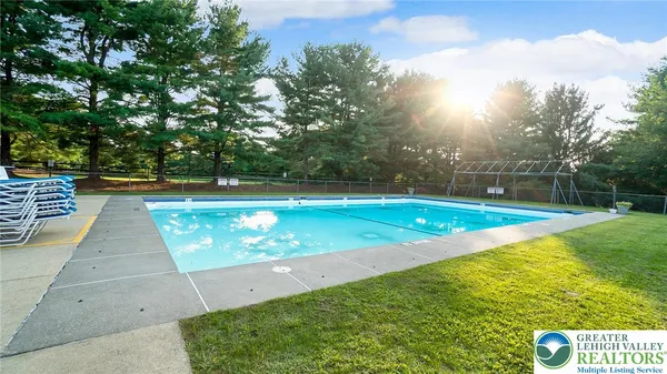 $2,450 | 2796 Springhaven Place, Unit 376, Lower Macungie Township, PA 18062