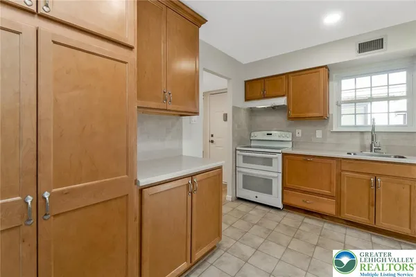 $2,450 | 2796 Springhaven Place, Unit 376, Lower Macungie Township, PA 18062