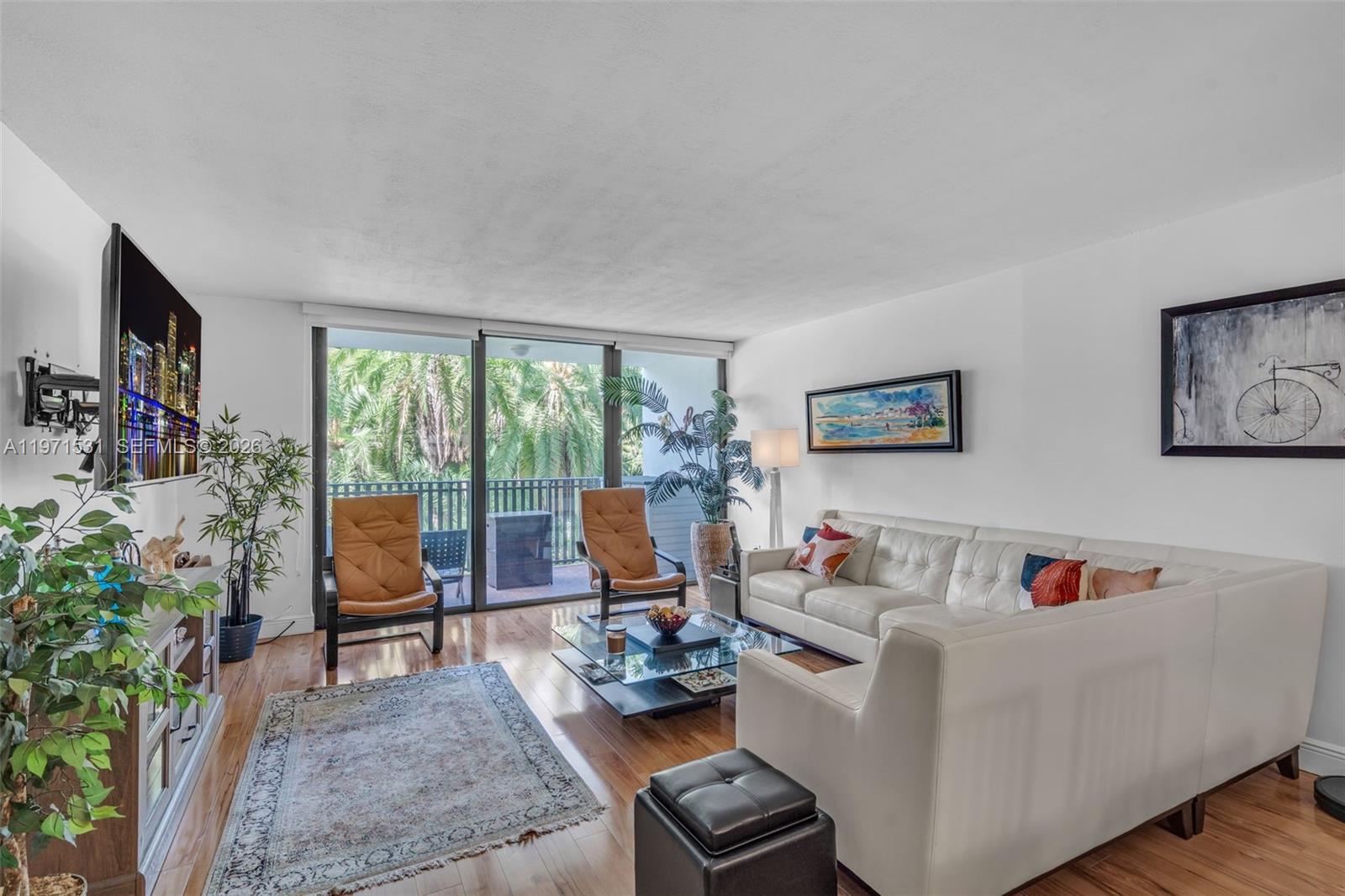 100 Ocean Ln Drive, Unit 301 Key Biscayne, FL 33149 - Photo 4 of 20 Photo 4