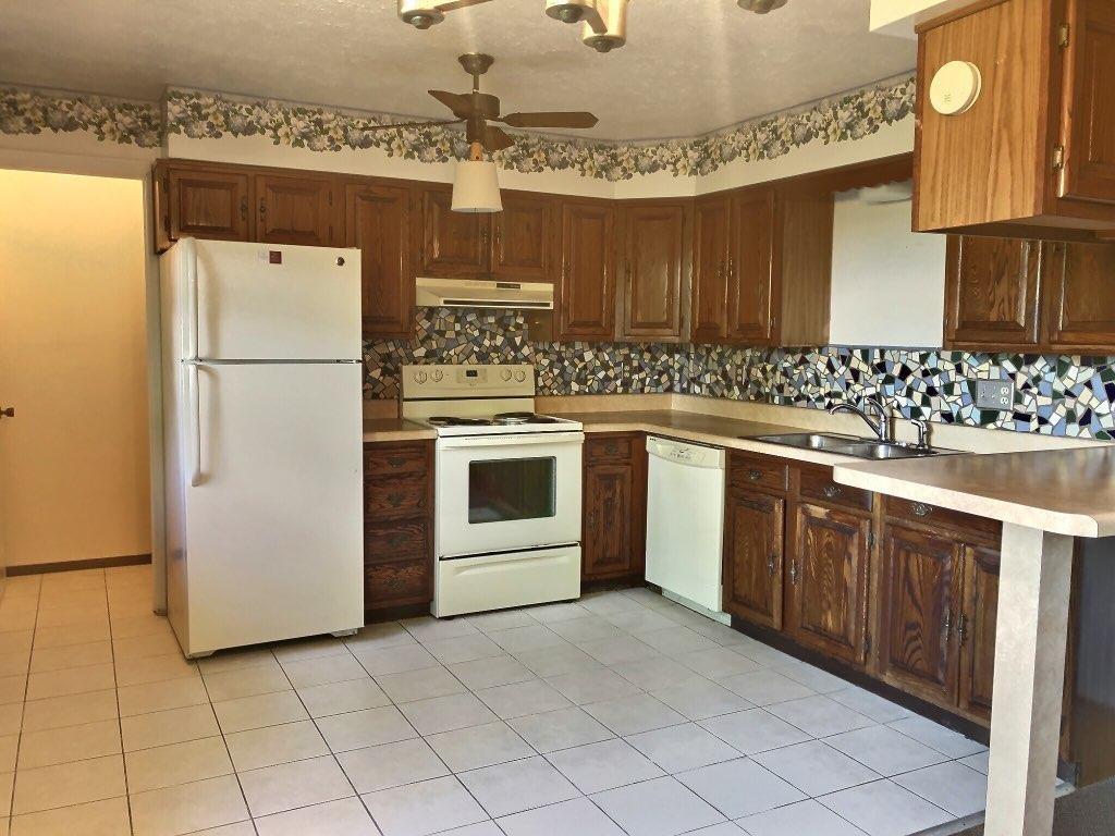2020 Birch Road Monaca, PA 15061 - Photo 2 of 20 Gallery Image 2