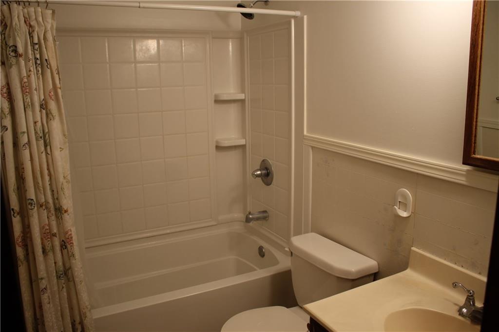 2020 Birch Road Monaca, PA 15061 - Photo 8 of 20 Gallery Image 8