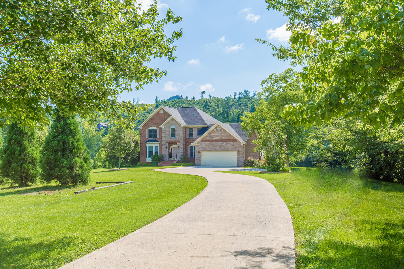 4424 Cherokee Valley Road Ringgold, GA 30736 - Photo 4 of 40 4424 Cherokee Valley Rd