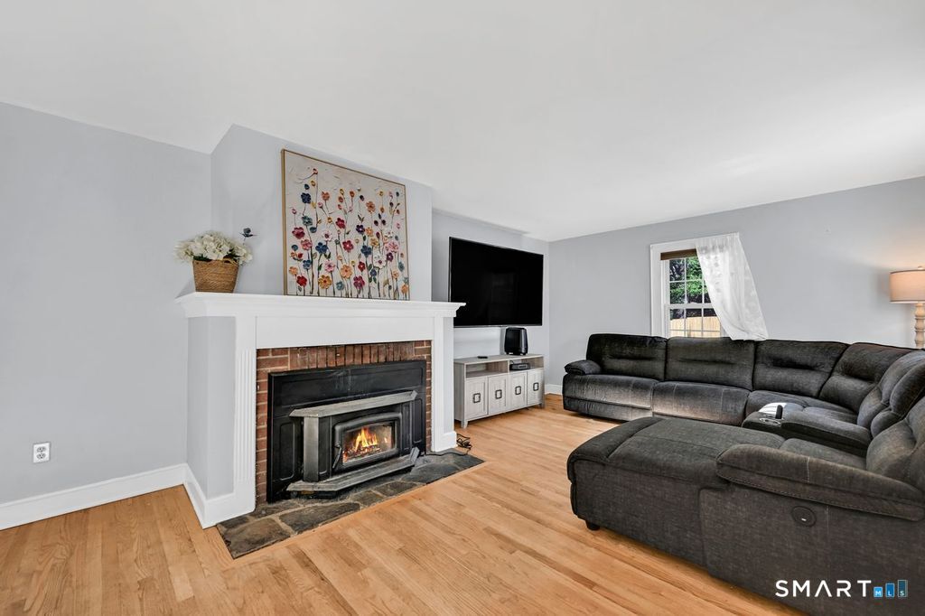 10 Carmel Hill Road South Bethlehem, CT 06751 - Photo 14 of 38