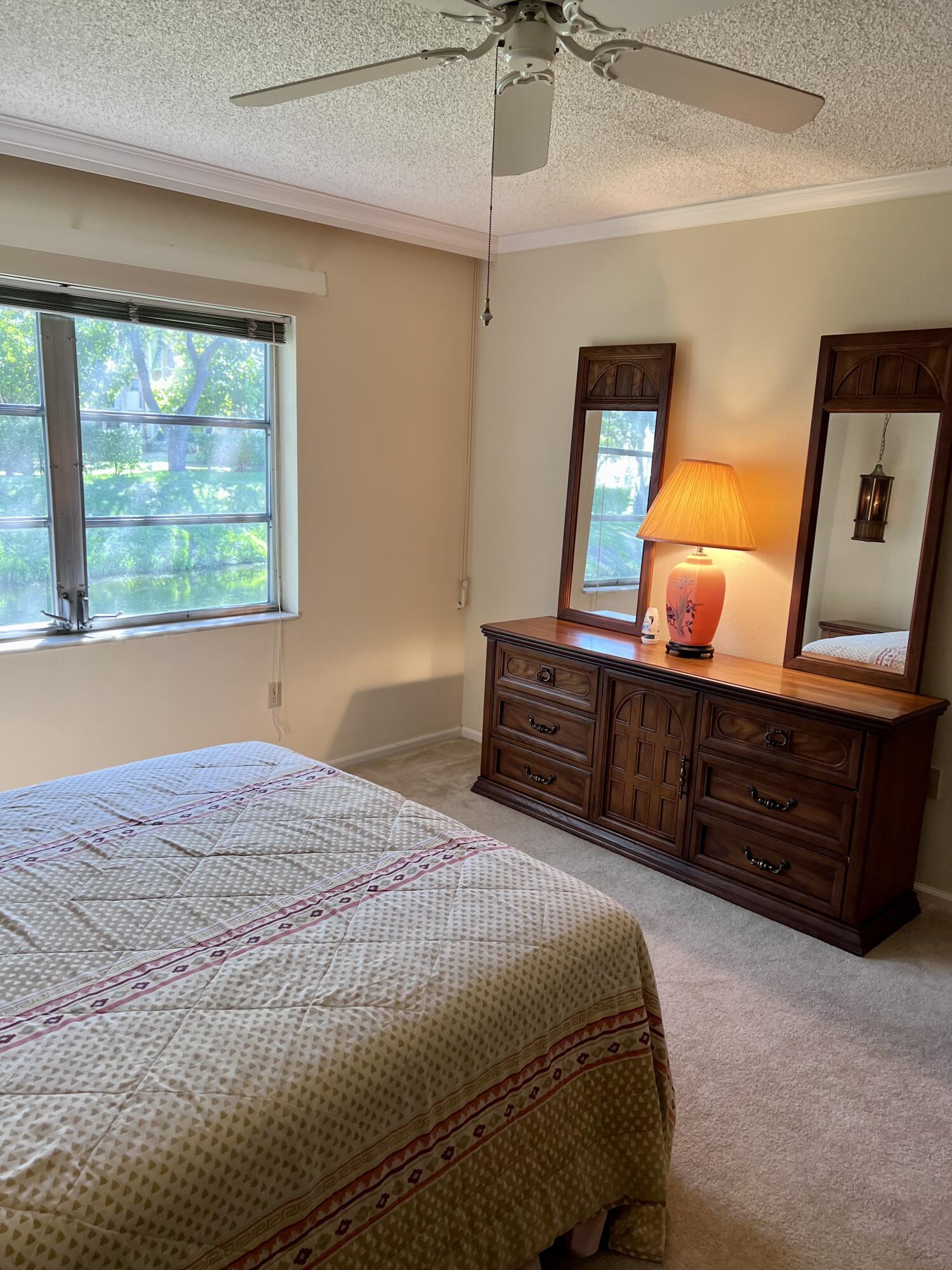 9826 Marina Boulevard, Unit 1014 Boca Raton, FL 33428 - Photo 9 of 17 23CB9719-5DF6-499A-9077-08FE171560D7
