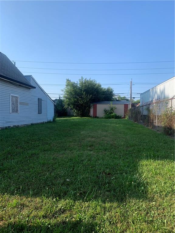 1405 Deloss Street Indianapolis, IN 46203 - Photo 2 of 2