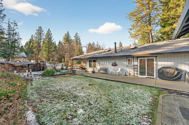 $450,000 | 6140 Shad Way, Pollock Pines, CA 95726