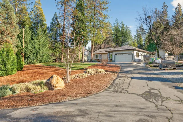 $450,000 | 6140 Shad Way, Pollock Pines, CA 95726