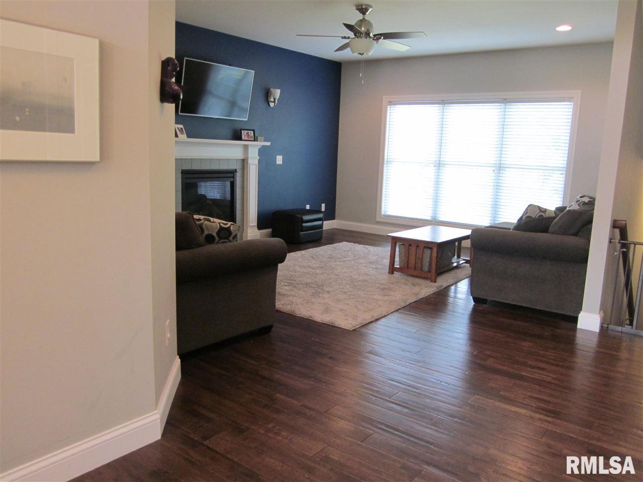 1708 Autumn Ridge Washington, IL 61571 - Photo 14 of 29 Gallery Image 14