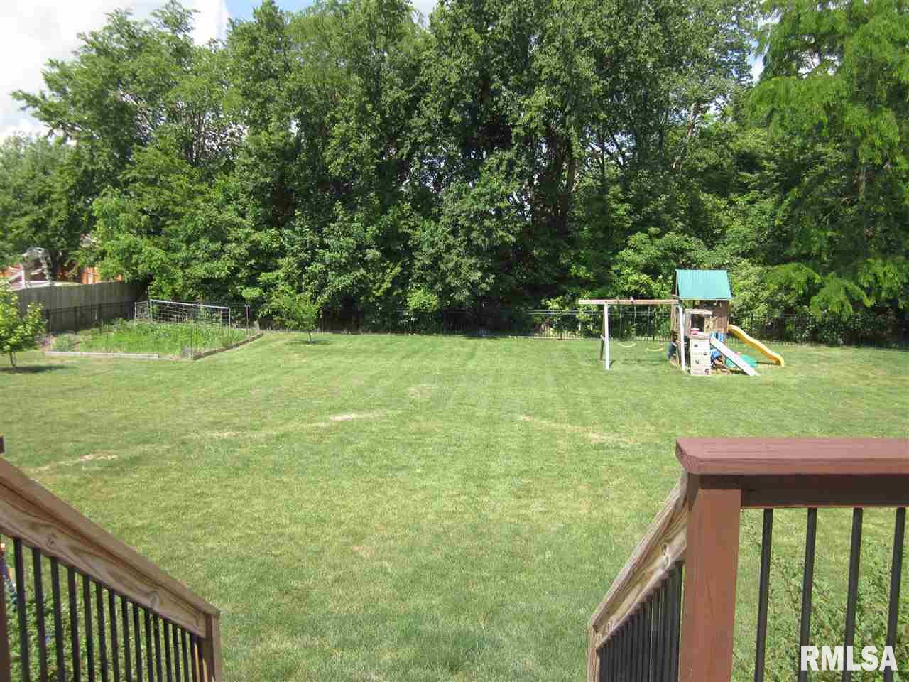 1708 Autumn Ridge Washington, IL 61571 - Photo 27 of 29 Gallery Image 27