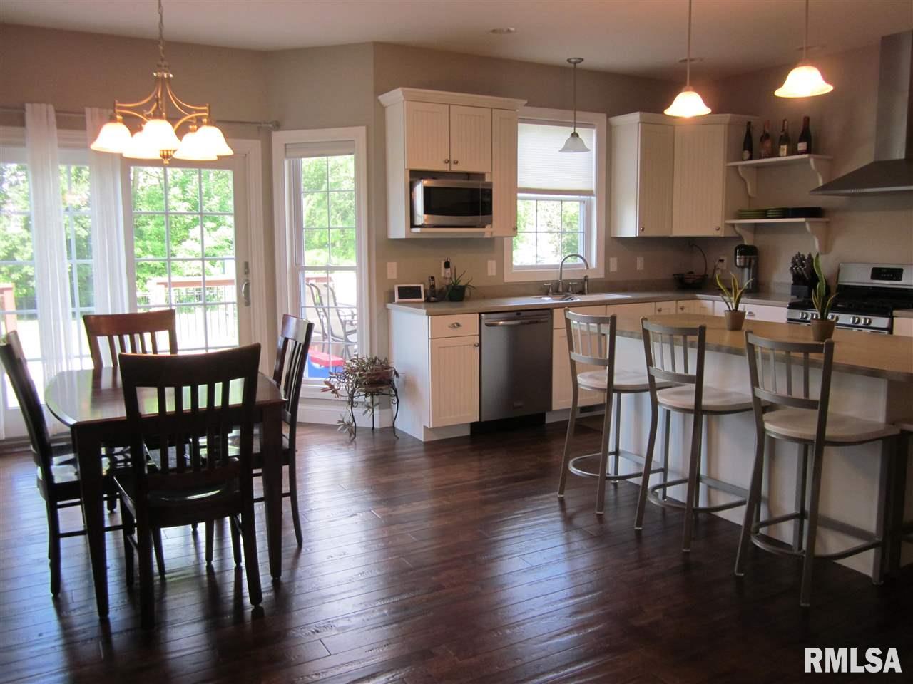 1708 Autumn Ridge Washington, IL 61571 - Photo 7 of 29 Gallery Image 7