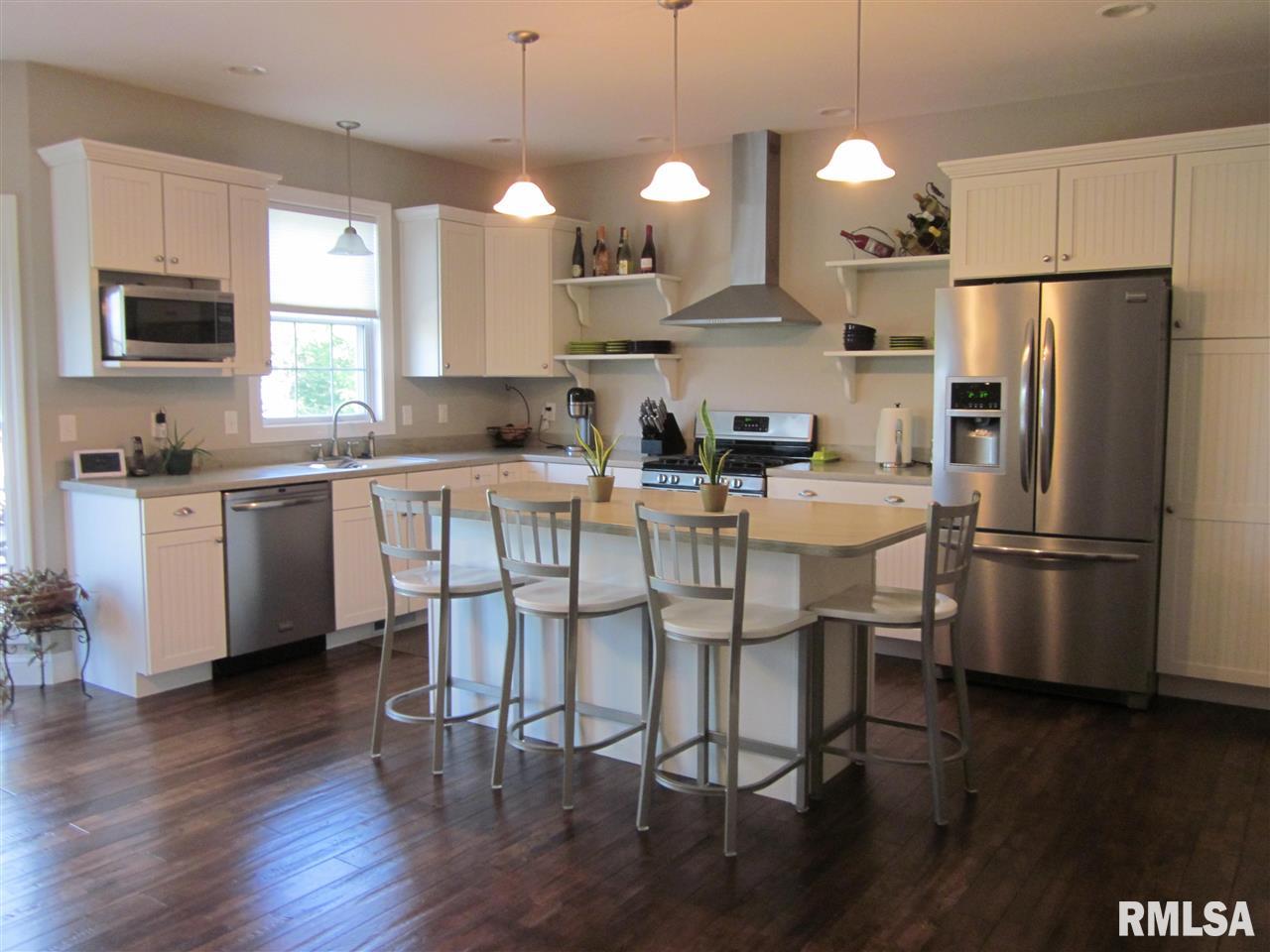 1708 Autumn Ridge Washington, IL 61571 - Photo 9 of 29 Gallery Image 9