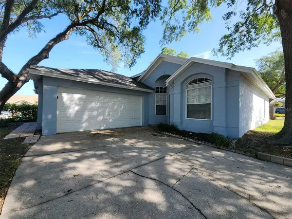 $324,900 | 8710 Triple Oaks Road, Temple Terrace, FL 33637