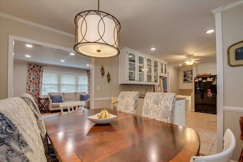 624 Cambridge Road Augusta, GA 30909 - Photo 12 of 39