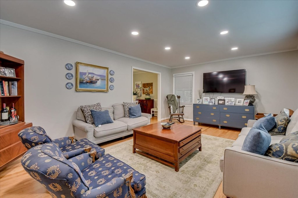 624 Cambridge Road Augusta, GA 30909 - Photo 7 of 39