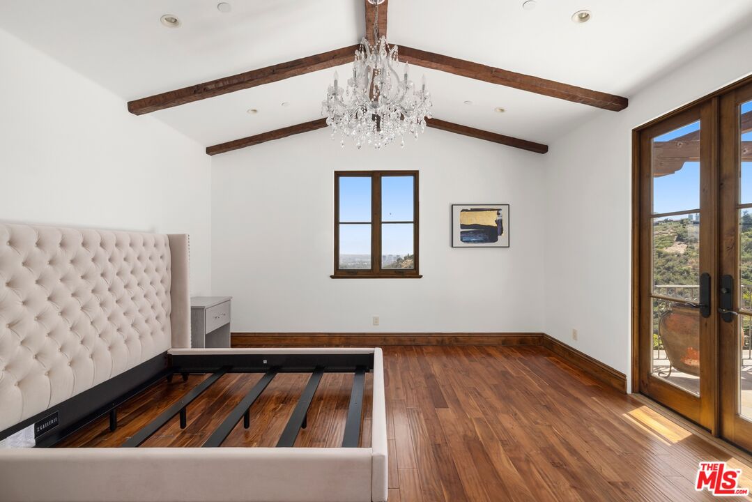 1111 Stradella Road Los Angeles, CA 90077 - Photo 24 of 37