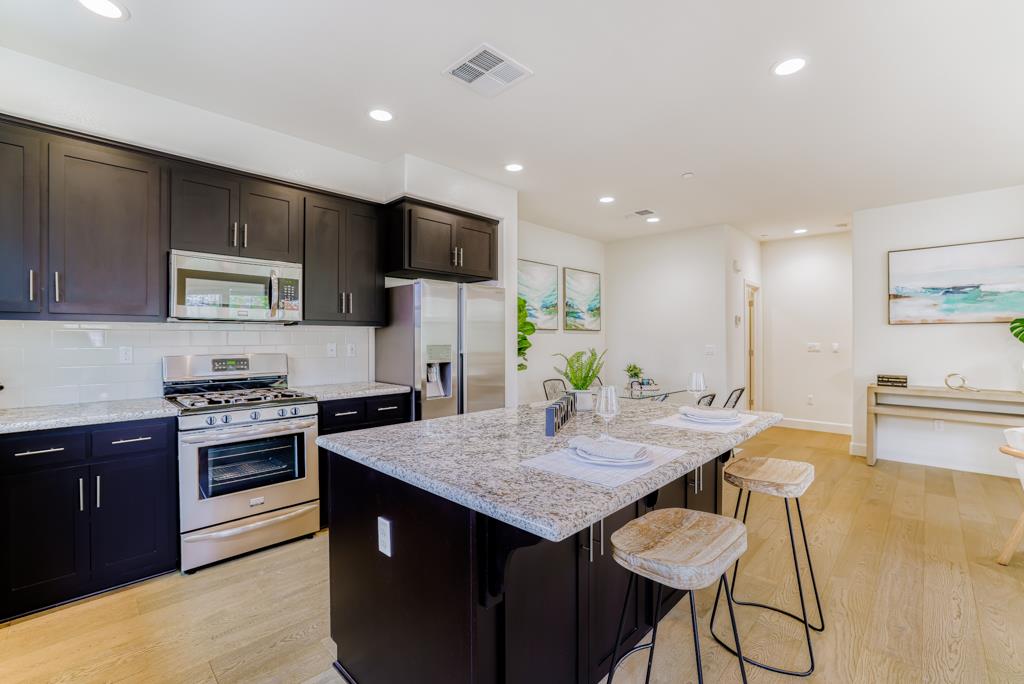 5717 Oceanspray Road Newark, CA 94560 - Photo 16 of 67 Gallery Image 16