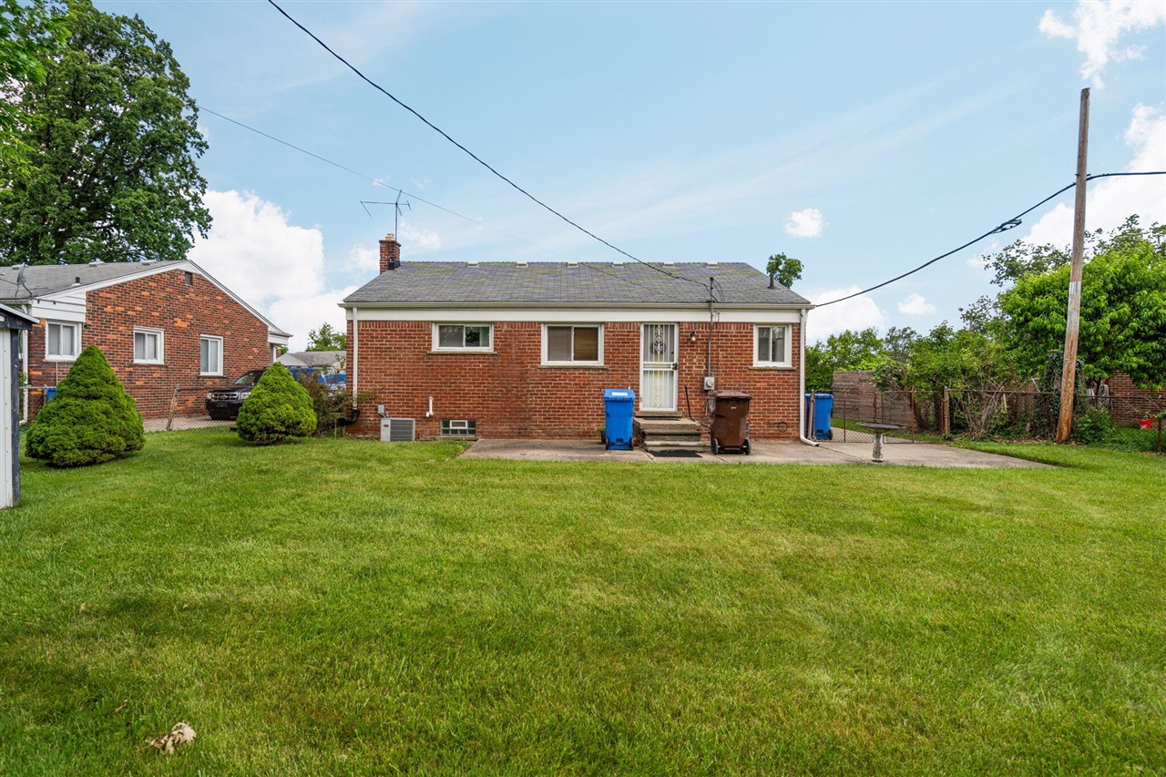 29919 Spring Arbor Drive Inkster, MI 48141 - Photo 41 of 51