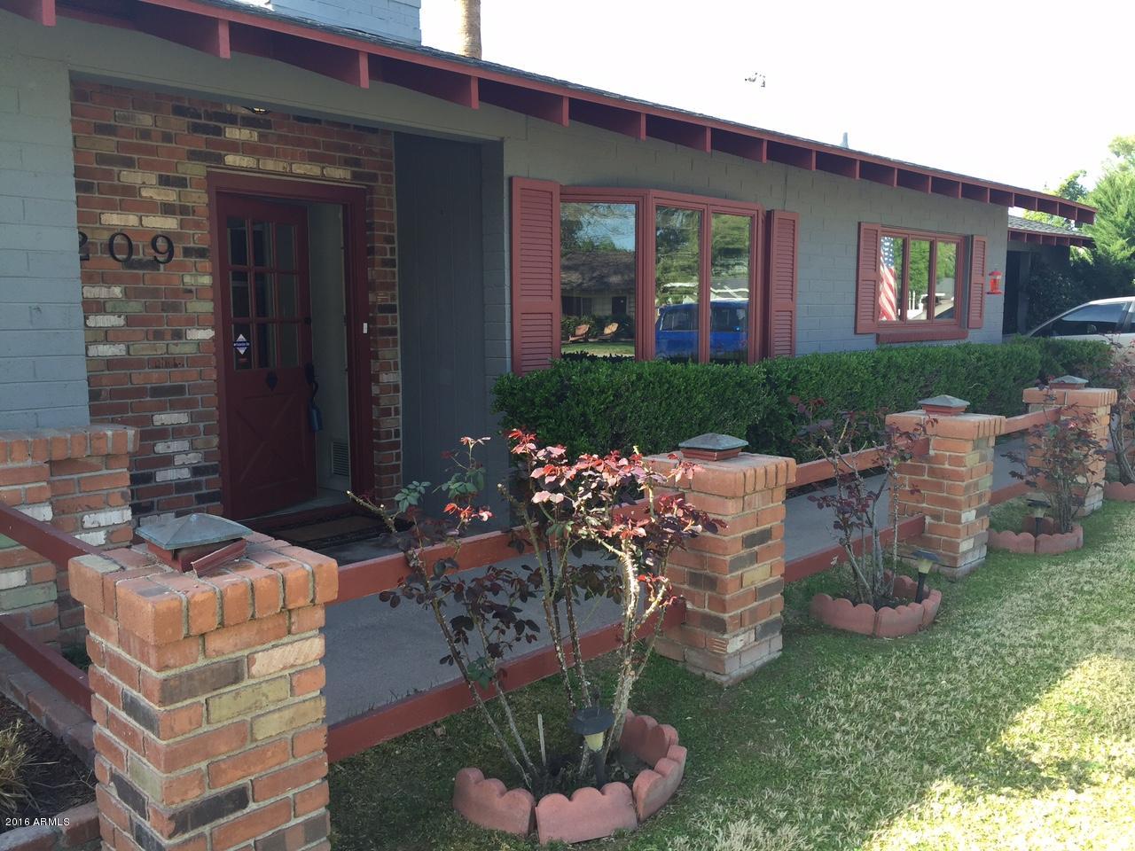 209 West Lawrence Road Phoenix, AZ 85013 - Photo 1 of 1 FRONT PHOTO