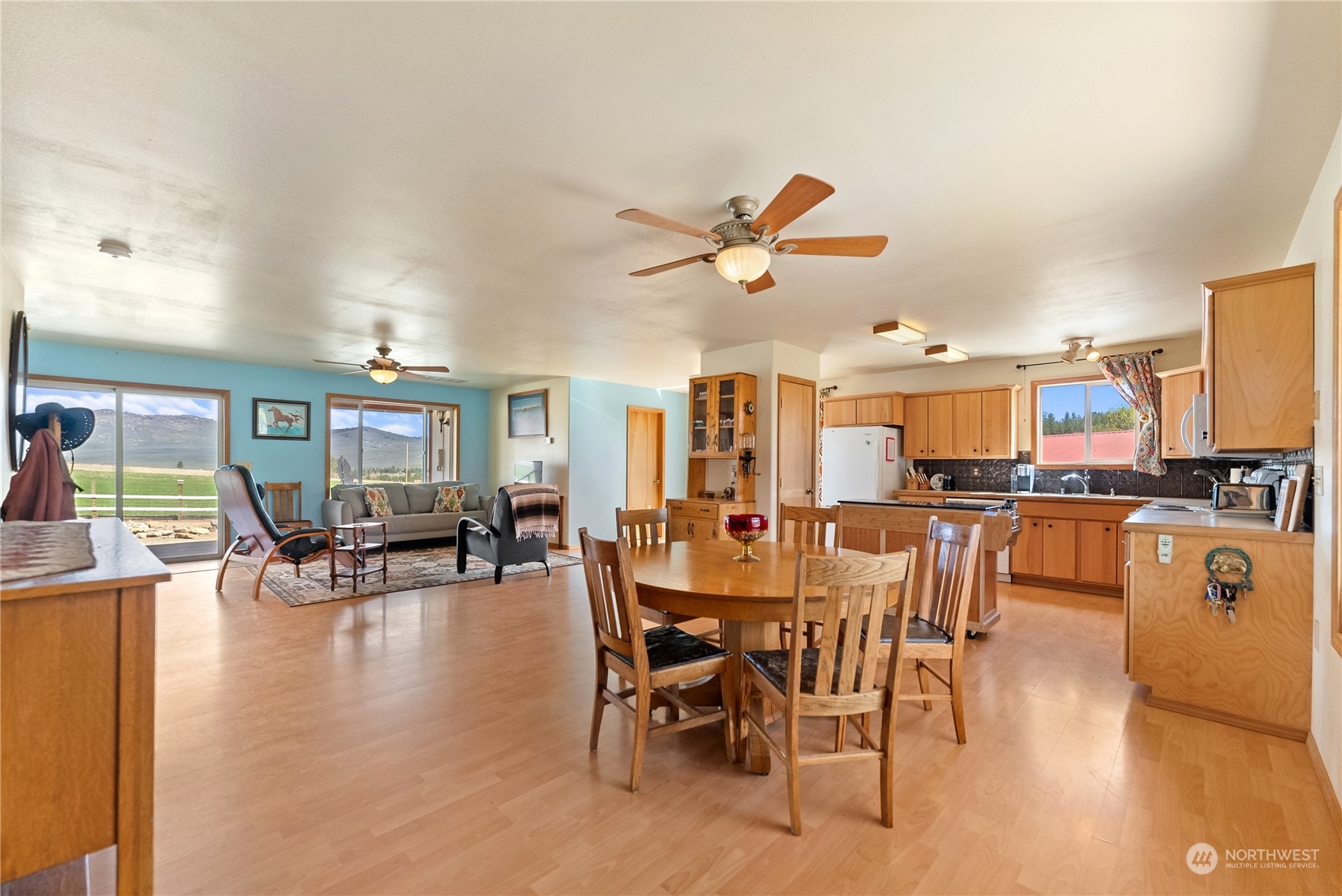 106 Knox Road Riverside, WA 98849 - Photo 11 of 39 Gallery Image 11