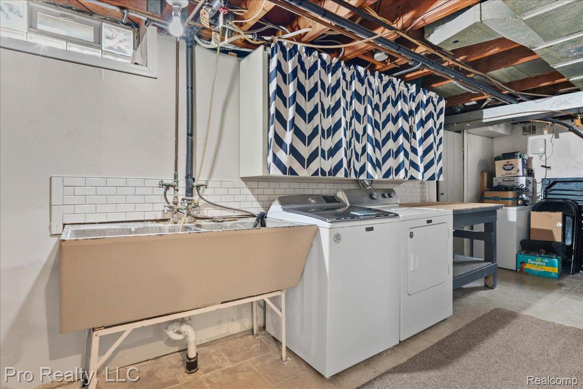 429 Roland Road Grosse Pointe, MI 48236 - Photo 25 of 34