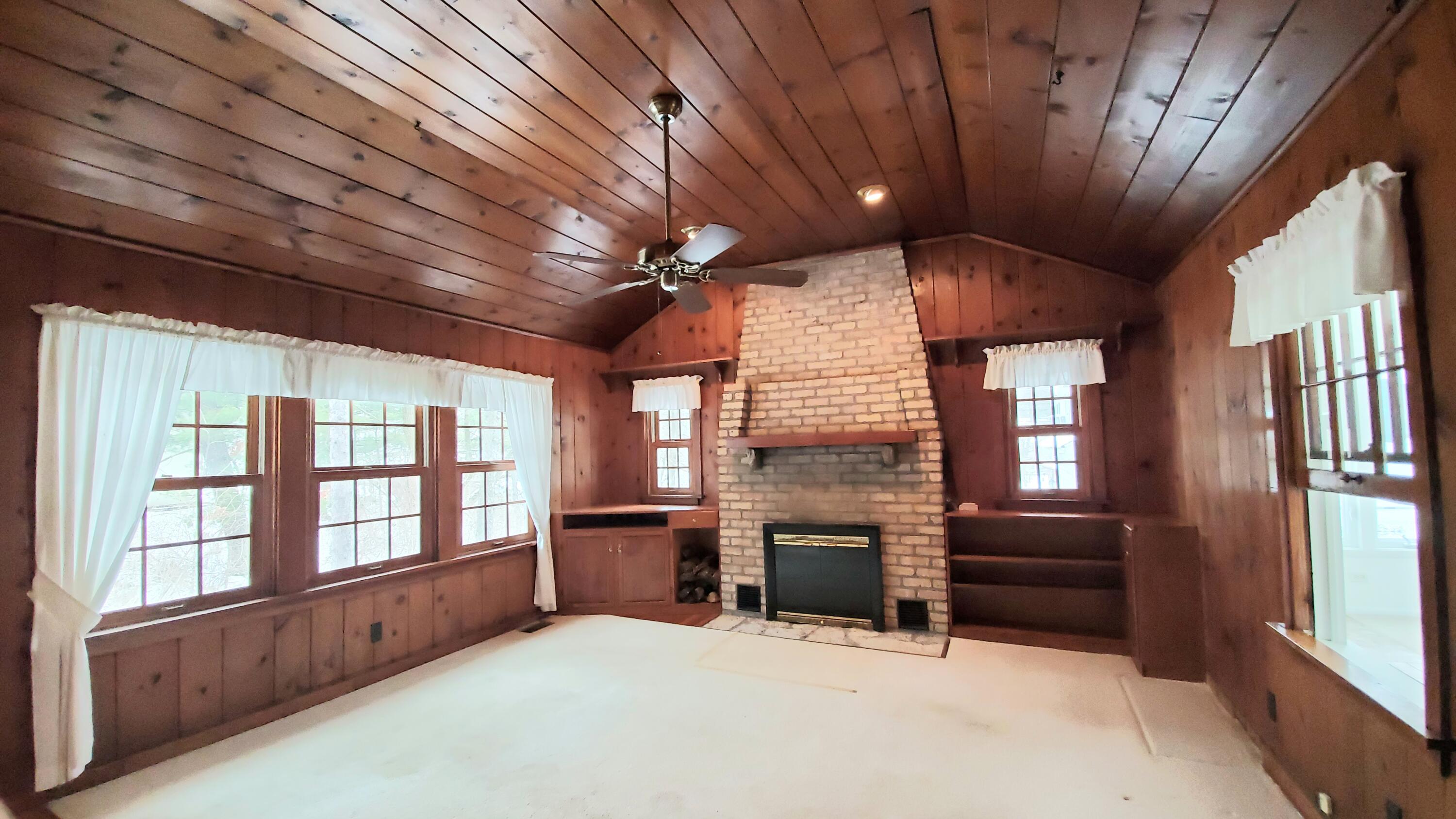 18 Diana Road Ogden Dunes, IN 46368 - Photo 4 of 13 3000x1687