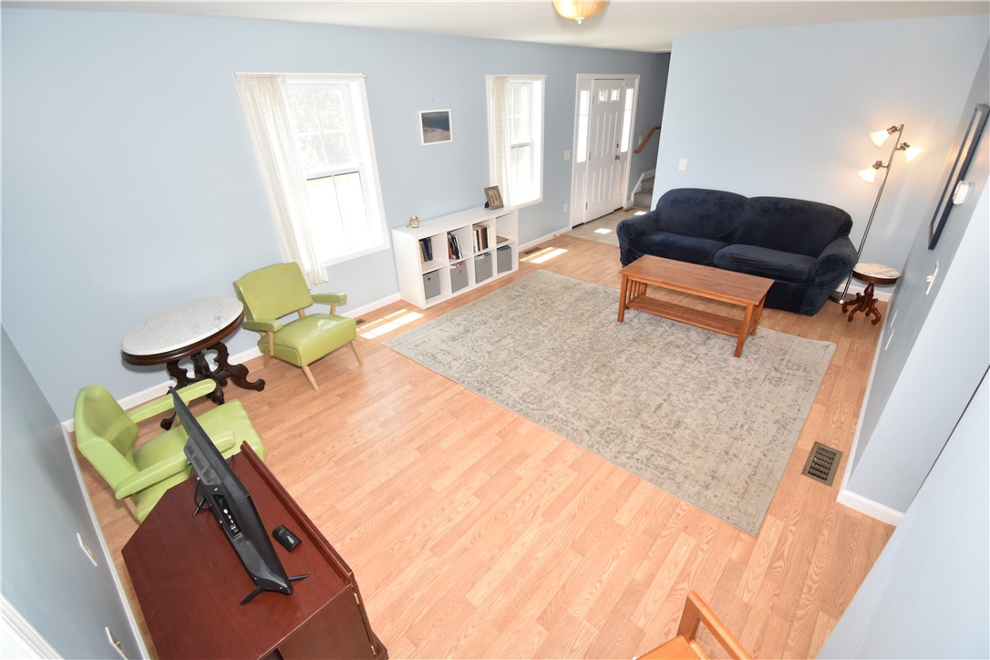 52 What Cheer Road Narragansett, RI 02882 - Photo 10 of 40 Gallery Image 10
