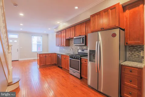 $325,000 | 5 South Curley Street, Baltimore, MD 21224