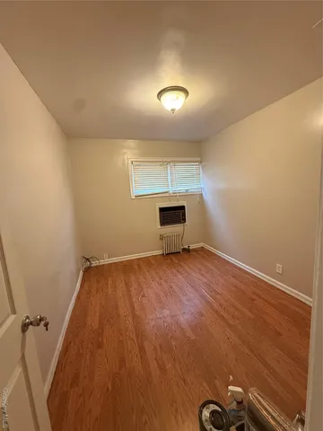 $4,500 | 46-20 190th Street, Unit 1 FLOOR BASEMENT | Auburndale