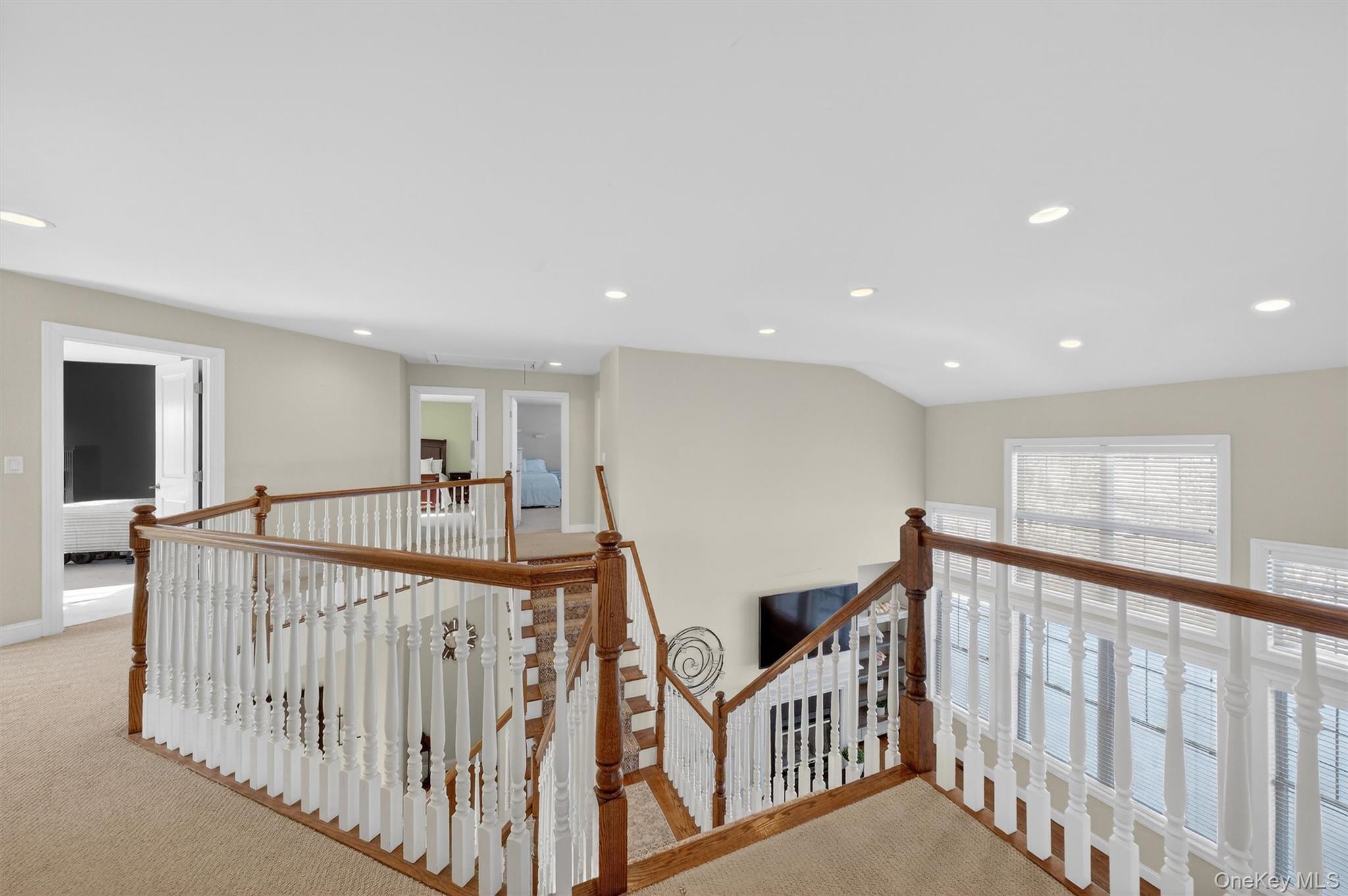 205 Buttonwood Way Hopewell Junction, NY 12533 - Photo 23 of 46
