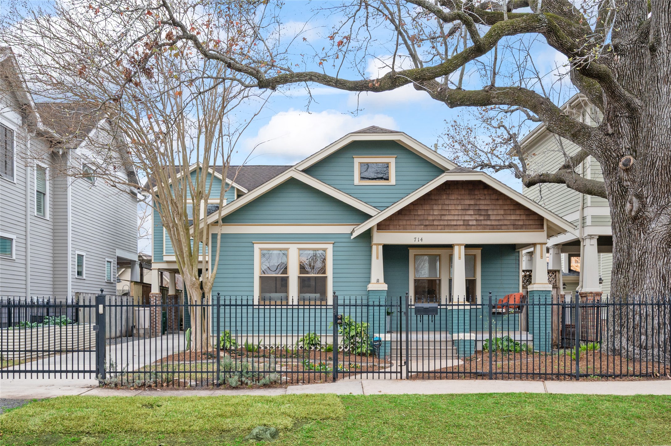714 Wilken Street Houston, TX 77008 - Photo 1 of 35 a front view of a house with a yard